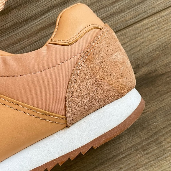 Club Monaco Zoe Leather Peach Sneakers | 8 - Picture 8 of 12